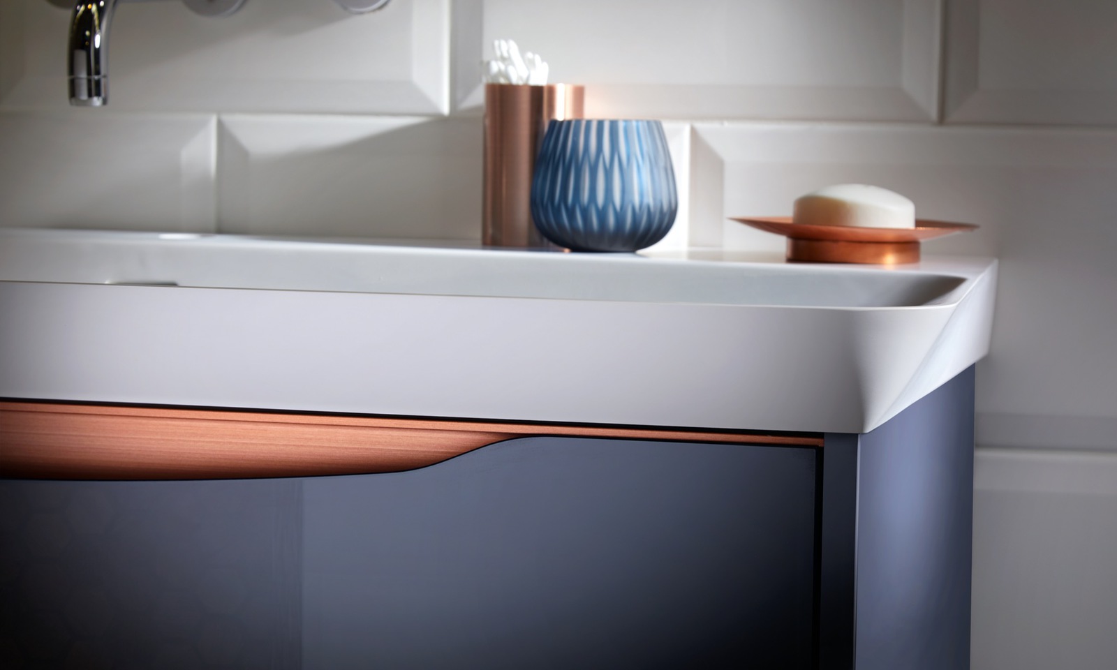 Lustre Indigo with Copper Cameo